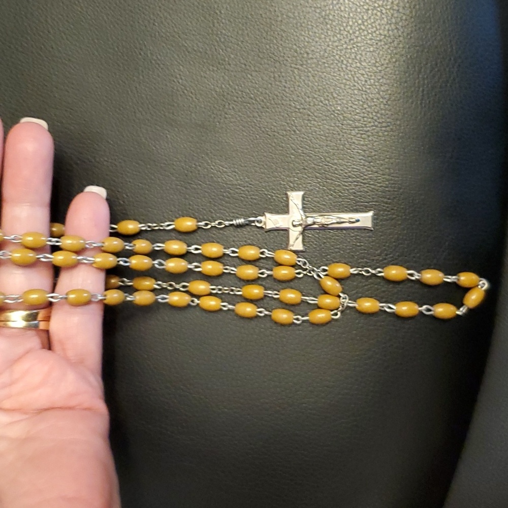 Holy Rosary Beads - Picture 5 of 5